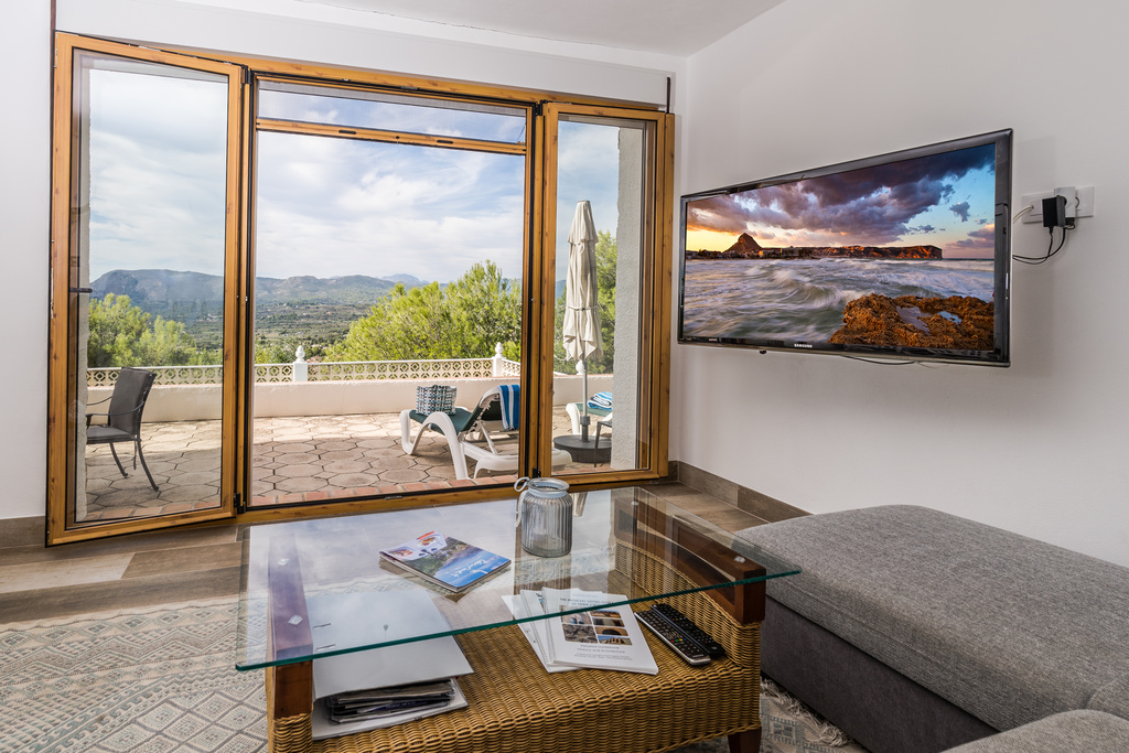 Wohnzimmer mit Terrasse